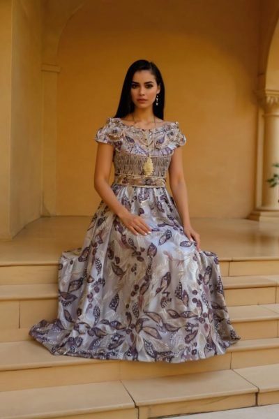 Robe Faïza
Taille 38/46